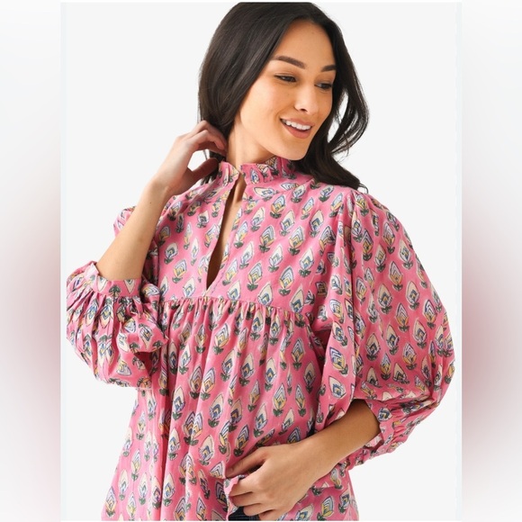 Sur La Vague Tops - Sur La Vague Women's Pink Floral Puff Sleeve Flowy Ruffle Neck Blouse Small